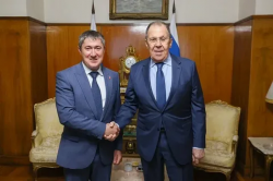 Сергей Лавров и Дмитрий Махонин обсудили укрепление экономических связей региона